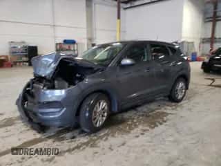 2017 Hyundai Tucson SE z VIN KM8J23A4XHU393961, wystawiony jako Copart lot #85645105 z przebiegiem 86 519 mil mil oraz Szkoda całkowita • Salvage title. Historia ofert i sprzedaży dostępna na DreamBid. Obrazek 1.