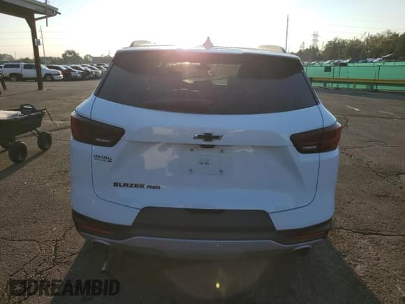 ✅ 2023 Chevrolet Blazer LT • VIN: 3GNKBJRS4PS206624 • Lot: 71523455. Listed on Copart with 32,629 mi. Free auction sales archive from the USA and detailed vehicle history report at DreamBid. Image 6.