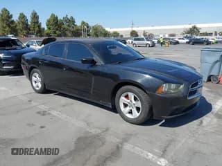 ✅ 2011 Dodge Charger SE • VIN: 2B3CL3CGXBH532340 • Lot: 43106743. Wystawiony na IAAI z przebiegiem 204 727 mil. Bezpłatny archiwum sprzedaży aukcyjnych z USA i szczegółowy raport historii pojazdu na DreamBid. Zdjęcie 1.