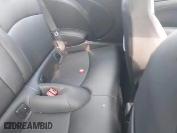 ✅ 2012 MINI Hardtop S • VIN: WMWSV3C56CTY17735 • Лот: 42846482. Опубликован ранее на IAAI с пробегом 99 742 миль. Бесплатный доступ к архиву аукционных продаж из США и подробный отчёт об истории автомобиля на DreamBid. Изображение 8.