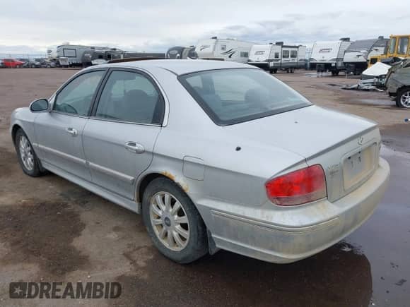 2003 Hyundai Sonata GLS с VIN KMHWF35H33A802593, выставлен на аукционе IAAI как лот 41653769 с пробегом 171 872 миль миль и . История ставок и продаж доступна на DreamBid. Изображение 3.