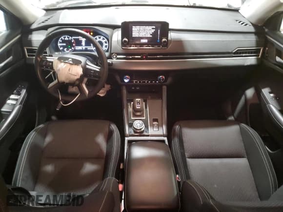 ✅ 2022 Mitsubishi Outlander ES • VIN: JA4J4TA87NZ033282 • Лот: 92926595. Опубликован ранее на Copart с пробегом 56 020 миль. Бесплатный доступ к архиву аукционных продаж из США и подробный отчёт об истории автомобиля на DreamBid. Изображение 8.