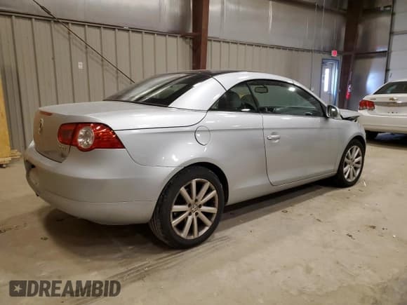 ✅ 2007 Volkswagen Eos 2.0T • VIN: WVWBA71F67V047256 • Lot: 92184425. Listed on Copart with 129,616 mi. Free auction sales archive from the USA and detailed vehicle history report at DreamBid. Image 3.