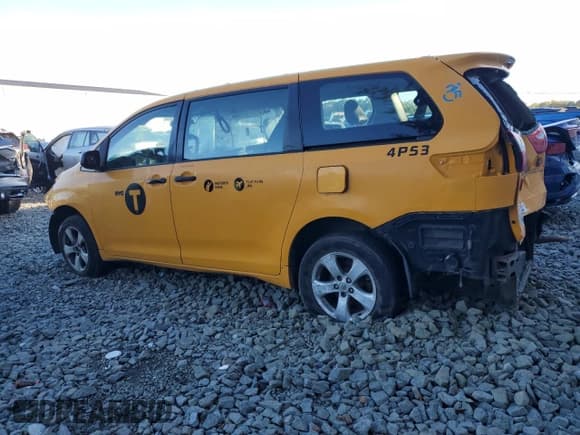 ✅ 2017 Toyota Sienna L • VIN: 5TDZZ3DCXHS876473 • Lot: 84994265. Listed on Copart with Not provided. Free auction sales archive from the USA and detailed vehicle history report at DreamBid. Image 2.