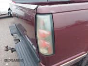 ✅ 1998 Chevrolet Silverado 1500 • VIN: 2GCEC19RXW1108997 • Лот: 43738478. Опубликован ранее на IAAI с пробегом 191 229 миль. Бесплатный доступ к архиву аукционных продаж из США и подробный отчёт об истории автомобиля на DreamBid. Изображение 6.