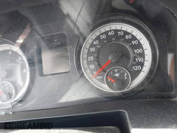 2016 Ram 1500 Express z VIN 3C6JR6AG4GG278048, wystawiony jako IAAI lot #43393792 z przebiegiem Nie podano mil oraz . Historia ofert i sprzedaży dostępna na DreamBid. Obrazek 15.