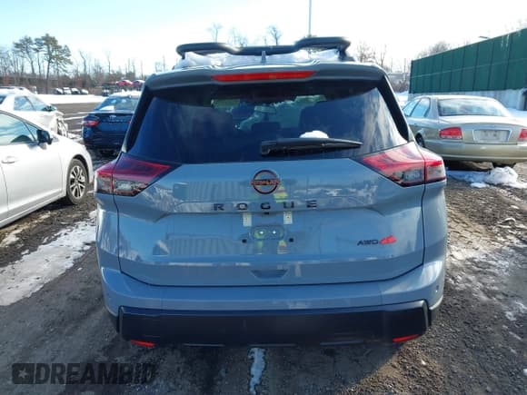 ✅ 2025 Nissan Rogue SV • VIN: 5N1BT3BB3SC788124 • Lot: 41527086. Listed on IAAI with 4,589 mi. Free auction sales archive from the USA and detailed vehicle history report at DreamBid. Image 17.