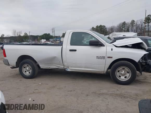 2016 Ram 1500 Tradesman с VIN 3C6JR6DT2GG261791, выставлен на аукционе IAAI как лот 41475013 с пробегом 100 013 миль миль и . История ставок и продаж доступна на DreamBid. Изображение 14.