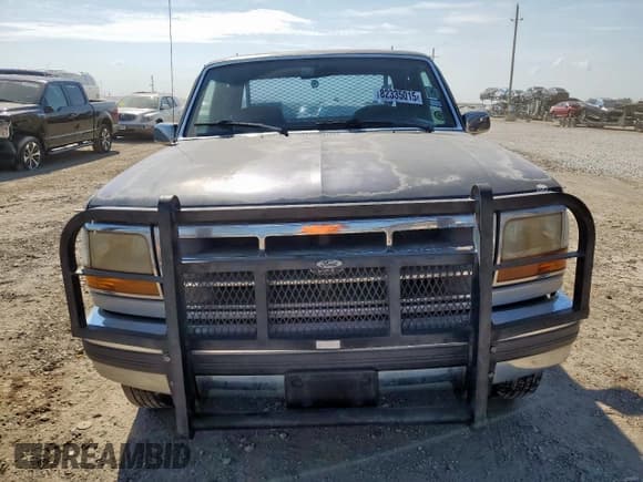 ✅ 1992 Ford F-250 • VIN: 1FTHX25G6NKA77130 • Lot: 82335015. Listed on Copart with 252,868 mi. Free auction sales archive from the USA and detailed vehicle history report at DreamBid. Image 5.