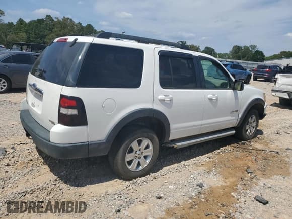 ✅ 2007 Ford Explorer XLT • VIN: 1FMEU63E77UA89780 • Лот: 58213725. Опубликован ранее на Copart с пробегом 306 474 миль. Бесплатный доступ к архиву аукционных продаж из США и подробный отчёт об истории автомобиля на DreamBid. Изображение 3.
