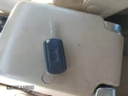 ✅ 2008 Land Rover LR3 HSE • VIN: SALAG25488A457855 • Lot: 41804106. Wystawiony na IAAI z przebiegiem 235 664 mil. Bezpłatny archiwum sprzedaży aukcyjnych z USA i szczegółowy raport historii pojazdu na DreamBid. Zdjęcie 11.