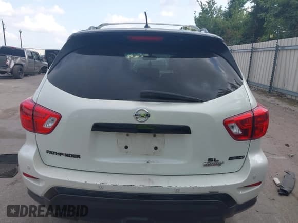 ✅ 2018 Nissan Pathfinder S • VIN: 5N1DR2MN5JC647644 • Лот: 42343974. Опубликован ранее на IAAI с пробегом 227 221 миль. Бесплатный доступ к архиву аукционных продаж из США и подробный отчёт об истории автомобиля на DreamBid. Изображение 16.