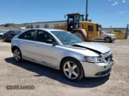 ✅ 2008 Volvo S40 2.4L • VIN: YV1MS382X82365279 • Lot: 66630494. Listed on Copart with 134,116 mi. Free auction sales archive from the USA and detailed vehicle history report at DreamBid. Image 11.