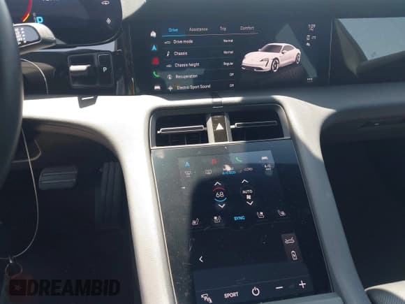 ✅ 2021 Porsche Taycan 4S • VIN: WP0AB2Y18MSA40959 • Lot: 42598754. Listed on IAAI with 19,983 mi. Free auction sales archive from the USA and detailed vehicle history report at DreamBid. Image 18.