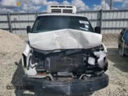 ✅ 2014 Chevrolet Express Cargo • VIN: 1GCSGAFX2E1125114 • Lot: 70080555. Wystawiony na Copart z przebiegiem Nie podano. Bezpłatny archiwum sprzedaży aukcyjnych z USA i szczegółowy raport historii pojazdu na DreamBid. Zdjęcie 5.