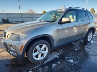 ✅ 2008 BMW X5 3.0si • VIN: 5UXFE43588L031466 • Lot: 91143405. Wystawiony na Copart z przebiegiem 221 132 mil. Bezpłatny archiwum sprzedaży aukcyjnych z USA i szczegółowy raport historii pojazdu na DreamBid. Zdjęcie 1.