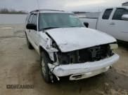 ✅ 2002 Chevrolet Blazer LS • VIN: 1GNDT13W52K169699 • Lot: 45846975. Wystawiony na Copart z przebiegiem 292 270 mil. Bezpłatny archiwum sprzedaży aukcyjnych z USA i szczegółowy raport historii pojazdu na DreamBid. Zdjęcie 11.