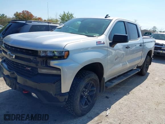 ✅ 2019 Chevrolet Silverado 1500 LT Trail Boss • VIN: 1GCPYFED4KZ180202 • Лот: 43172361. Опубликован ранее на IAAI с пробегом 158 161 миль. Бесплатный доступ к архиву аукционных продаж из США и подробный отчёт об истории автомобиля на DreamBid. Изображение 2.