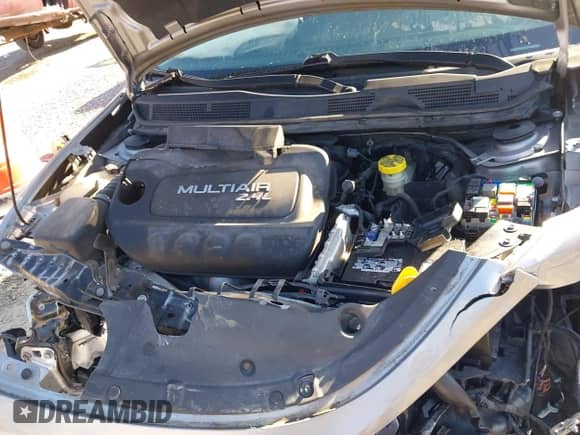 2015 Dodge Dart SXT с VIN 1C3CDFBB8FD309613, выставлен на аукционе IAAI как лот 41745740 с пробегом 121 156 миль миль и . История ставок и продаж доступна на DreamBid. Изображение 10.