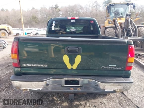 ✅ 2001 Chevrolet Silverado 1500 • VIN: 2GCEK19V611118631 • Лот: 41669533. Опубликован ранее на IAAI с пробегом 104 976 миль. Бесплатный доступ к архиву аукционных продаж из США и подробный отчёт об истории автомобиля на DreamBid. Изображение 16.