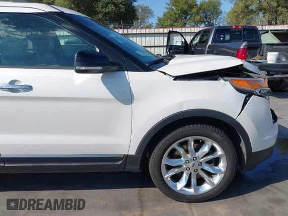 ✅ 2013 Ford Explorer XLT • VIN: 1FM5K7D88DGC05566 • Lot: 43547707. Listed on IAAI with 158,745 mi. Free auction sales archive from the USA and detailed vehicle history report at DreamBid. Image 18.