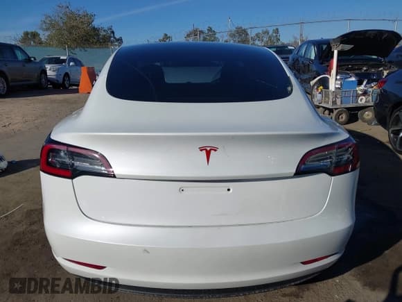 ✅ 2023 Tesla Model 3 • VIN: 5YJ3E1EA2PF478549 • Lot: 43654923. Wystawiony na IAAI z przebiegiem 52 756 mil. Bezpłatny archiwum sprzedaży aukcyjnych z USA i szczegółowy raport historii pojazdu na DreamBid. Zdjęcie 16.