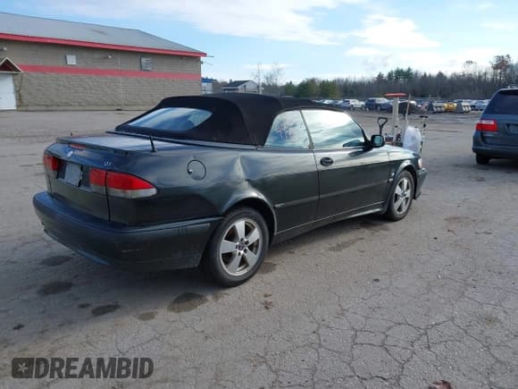 ✅ 2003 Saab 9-3 SE • VIN: YS3DF75K337004860 • Lot: 43694911. Wystawiony na IAAI z przebiegiem 153 037 mil. Bezpłatny archiwum sprzedaży aukcyjnych z USA i szczegółowy raport historii pojazdu na DreamBid. Zdjęcie 4.