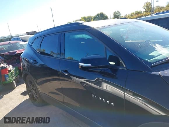 ✅ 2020 Chevrolet Blazer LT • VIN: 3GNKBHRS4LS604743 • Lot: 43462136. Listed on IAAI with 52,127 mi. Free auction sales archive from the USA and detailed vehicle history report at DreamBid. Image 13.