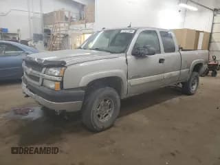 ✅ 2004 Chevrolet Silverado 2500HD LT • VIN: 1GCHK29G44E217424 • Lot: 77121184. Wystawiony na Copart z przebiegiem 268 244 mil. Bezpłatny archiwum sprzedaży aukcyjnych z USA i szczegółowy raport historii pojazdu na DreamBid. Zdjęcie 1.