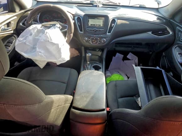 ✅ 2016 Chevrolet Malibu LS • VIN: 1G1ZB5ST3GF280910 • Lot: 94121355. Listed on Copart with 176,444 mi. Free auction sales archive from the USA and detailed vehicle history report at DreamBid. Image 8.