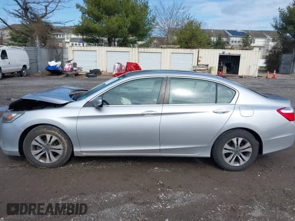 2014 Honda Accord LX with VIN 1HGCR2F35EA076168, listed as a IAAI auction lot 41815759 with 84,870 mi miles and . Bid and sale history available at DreamBid. Image 14.