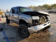 ✅ 2006 Chevrolet Silverado 2500HD LT2 • VIN: 1GCHK23D66F159926 • Lot: 45532525. Wystawiony na Copart z przebiegiem Nie podano. Bezpłatny archiwum sprzedaży aukcyjnych z USA i szczegółowy raport historii pojazdu na DreamBid. Zdjęcie 4.