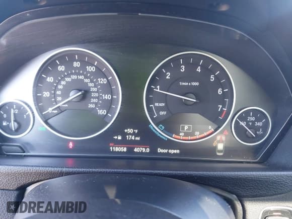 ✅ 2016 BMW 3 Series 320i xDrive • VIN: WBA8E5G50GNU20841 • Lot: 41684968. Listed on IAAI with 118,058 mi. Free auction sales archive from the USA and detailed vehicle history report at DreamBid. Image 7.