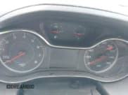 ✅ 2018 Chevrolet Cruze LT • VIN: 3G1BE6SM5JS614817 • Lot: 42883270. Listed on IAAI with 117,781 mi. Free auction sales archive from the USA and detailed vehicle history report at DreamBid. Image 7.