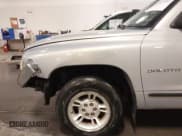 ✅ 1999 Dodge Dakota SLT • VIN: 1B7GL22X1XS175934 • Lot: 41614522. Wystawiony na IAAI z przebiegiem 127 373 mil. Bezpłatny archiwum sprzedaży aukcyjnych z USA i szczegółowy raport historii pojazdu na DreamBid. Zdjęcie 18.