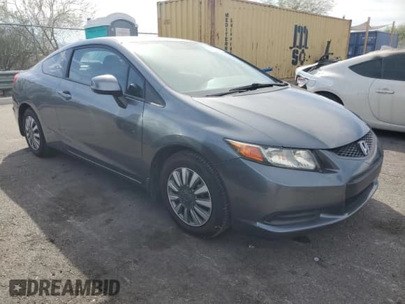 ✅ 2012 Honda Civic LX • VIN: 2HGFG3B56CH542026 • Lot: 91512855. Wystawiony na Copart z przebiegiem 162 823 mil. Bezpłatny archiwum sprzedaży aukcyjnych z USA i szczegółowy raport historii pojazdu na DreamBid. Zdjęcie 4.