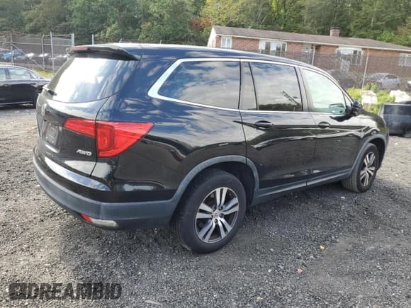 ✅ 2017 Honda Pilot EX-L • VIN: 5FNYF6H57HB045857 • Lot: 85780035. Listed on Copart with 97,247 mi. Free auction sales archive from the USA and detailed vehicle history report at DreamBid. Image 3.