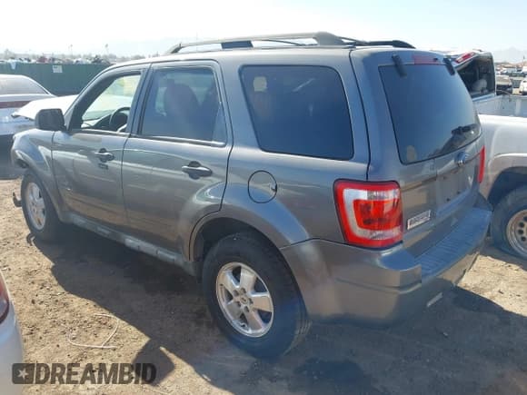 ✅ 2012 Ford Escape XLT • VIN: 1FMCU9D70CKA72639 • Лот: 41502222. Опубликован ранее на IAAI с пробегом 124 247 миль. Бесплатный доступ к архиву аукционных продаж из США и подробный отчёт об истории автомобиля на DreamBid. Изображение 3.