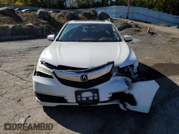 ✅ 2015 Acura TLX • VIN: 19UUB1F37FA027204 • Lot: 82622475. Listed on Copart with 164,930 mi. Free auction sales archive from the USA and detailed vehicle history report at DreamBid. Image 5.
