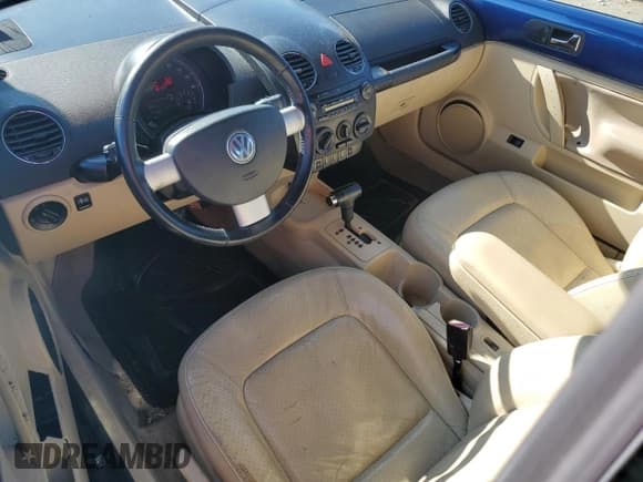 ✅ 2007 Volkswagen Beetle • VIN: 3VWSF31Y47M401536 • Lot: 82446034. Listed on Copart with 137,982 mi. Free auction sales archive from the USA and detailed vehicle history report at DreamBid. Image 8.