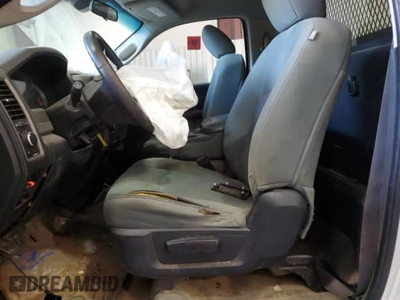 2015 Ram 1500 Tradesman with VIN 3C6JR6DG8FG605576, listed as a Copart auction lot 75462964 with 276,012 mi miles and Salvage title. Bid and sale history available at DreamBid. Image 7.