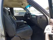 ✅ 2004 Chevrolet Silverado 1500 Z71 • VIN: 2GCEK13T141424177 • Lot: 43448148. Wystawiony na IAAI z przebiegiem 266 413 mil. Bezpłatny archiwum sprzedaży aukcyjnych z USA i szczegółowy raport historii pojazdu na DreamBid. Zdjęcie 5.