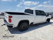 ✅ 2021 Chevrolet Silverado 2500HD LT • VIN: 1GC1YNEY6MF260186 • Lot: 53331205. Wystawiony na Copart z przebiegiem 91 479 mil. Bezpłatny archiwum sprzedaży aukcyjnych z USA i szczegółowy raport historii pojazdu na DreamBid. Zdjęcie 3.
