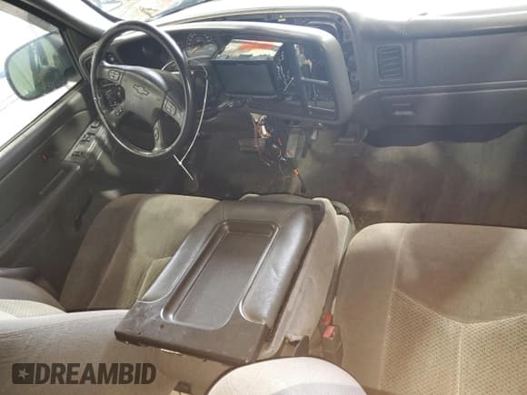 ✅ 2006 Chevrolet Silverado 1500 LT1 • VIN: 1GCEK19B06Z256962 • Лот: 70254754. Опубликован ранее на Copart с пробегом 219 744 миль. Бесплатный доступ к архиву аукционных продаж из США и подробный отчёт об истории автомобиля на DreamBid. Изображение 8.