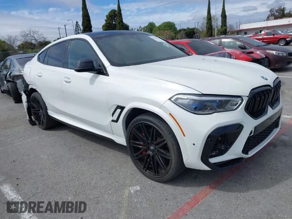 ✅ 2022 BMW X6 M • VIN: 5YMCY0C03N9J18331 • Lot: 41815291. Listed on IAAI with 14,907 mi. Free auction sales archive from the USA and detailed vehicle history report at DreamBid. Image 1.