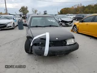 ✅ 1995 Saab 900 • VIN: YS3DD35B4S2000424 • Lot: 76621704. Wystawiony na Copart z przebiegiem 193 043 mil. Bezpłatny archiwum sprzedaży aukcyjnych z USA i szczegółowy raport historii pojazdu na DreamBid. Zdjęcie 5.