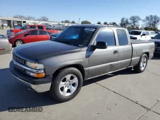 ✅ 2002 Chevrolet Silverado 1500 • VIN: 2GCEC19V621265501 • Lot: 42456445. Wystawiony na Copart z przebiegiem 173 764 mil. Bezpłatny archiwum sprzedaży aukcyjnych z USA i szczegółowy raport historii pojazdu na DreamBid. Zdjęcie 1.