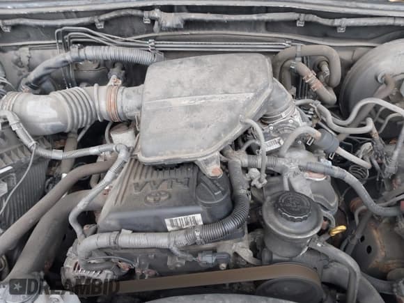 ✅ 2015 Toyota Tacoma • VIN: 5TFUX4EN8FX034499 • Lot: 42254201. Listed on IAAI with 177,756 mi. Free auction sales archive from the USA and detailed vehicle history report at DreamBid. Image 10.