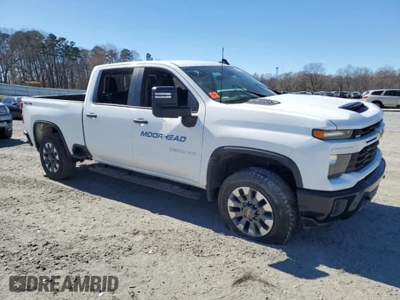 ✅ 2024 Chevrolet Silverado 2500HD Custom • VIN: 2GC4YME78R1229776 • Лот: 46471355. Опубликован ранее на Copart с пробегом Не указан. Бесплатный доступ к архиву аукционных продаж из США и подробный отчёт об истории автомобиля на DreamBid. Изображение 4.