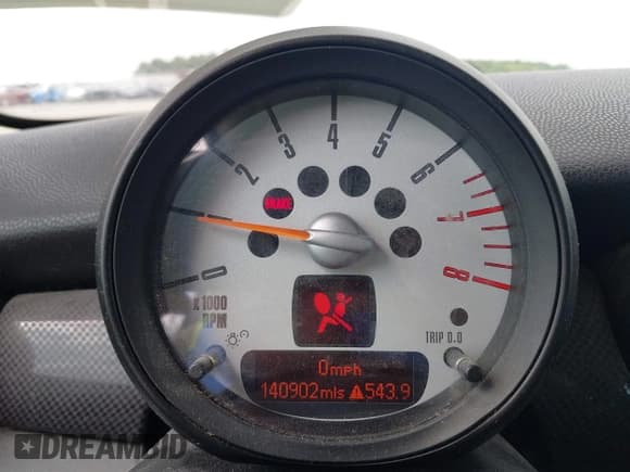 ✅ 2011 MINI Hardtop S • VIN: WMWSV3C50BTY24792 • Лот: 42595580. Опубликован ранее на IAAI с пробегом 140 902 миль. Бесплатный доступ к архиву аукционных продаж из США и подробный отчёт об истории автомобиля на DreamBid. Изображение 7.